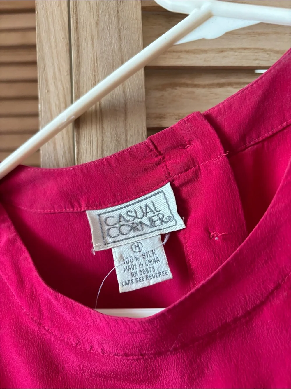Casual Corner Women's Crewneck Silk Top Medium